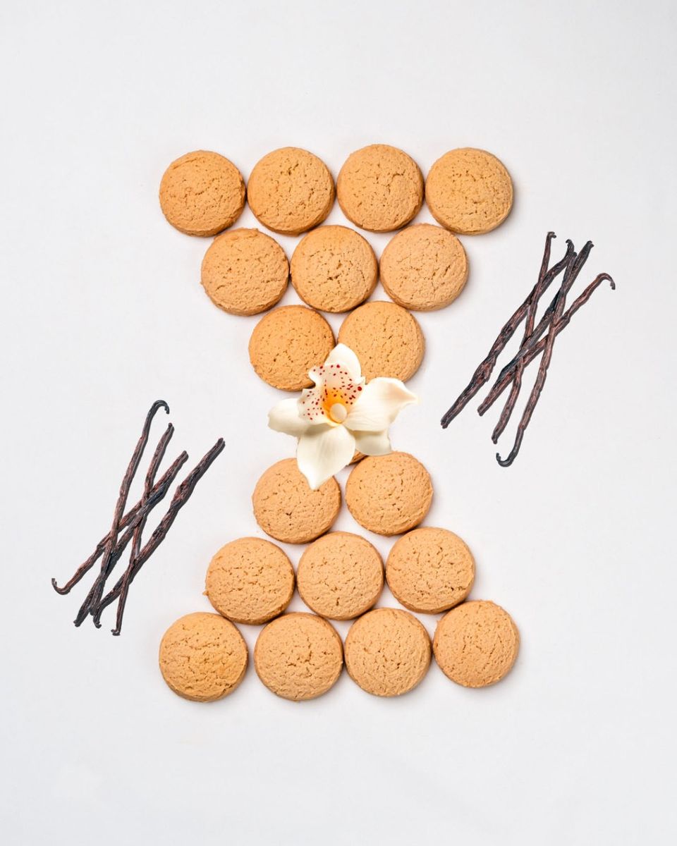 Kookie Factory Vanilla Cookies 9L Bucket | Crunchy Vanilla Flavoured Biscuits | Family Value Pack
