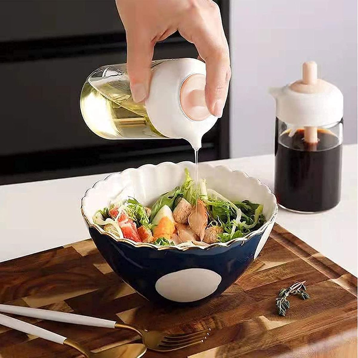 230ml Glass Oil Dispenser Bottle with Silicone Basting Brush | Leakproof Cooking Oil Bottle for BBQ & Baking